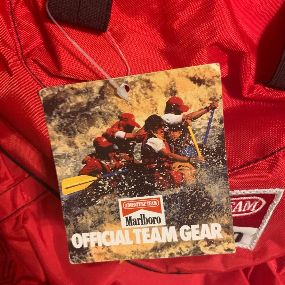 NWT Classic 1990’s Marlboro hiking bag with mini backpack